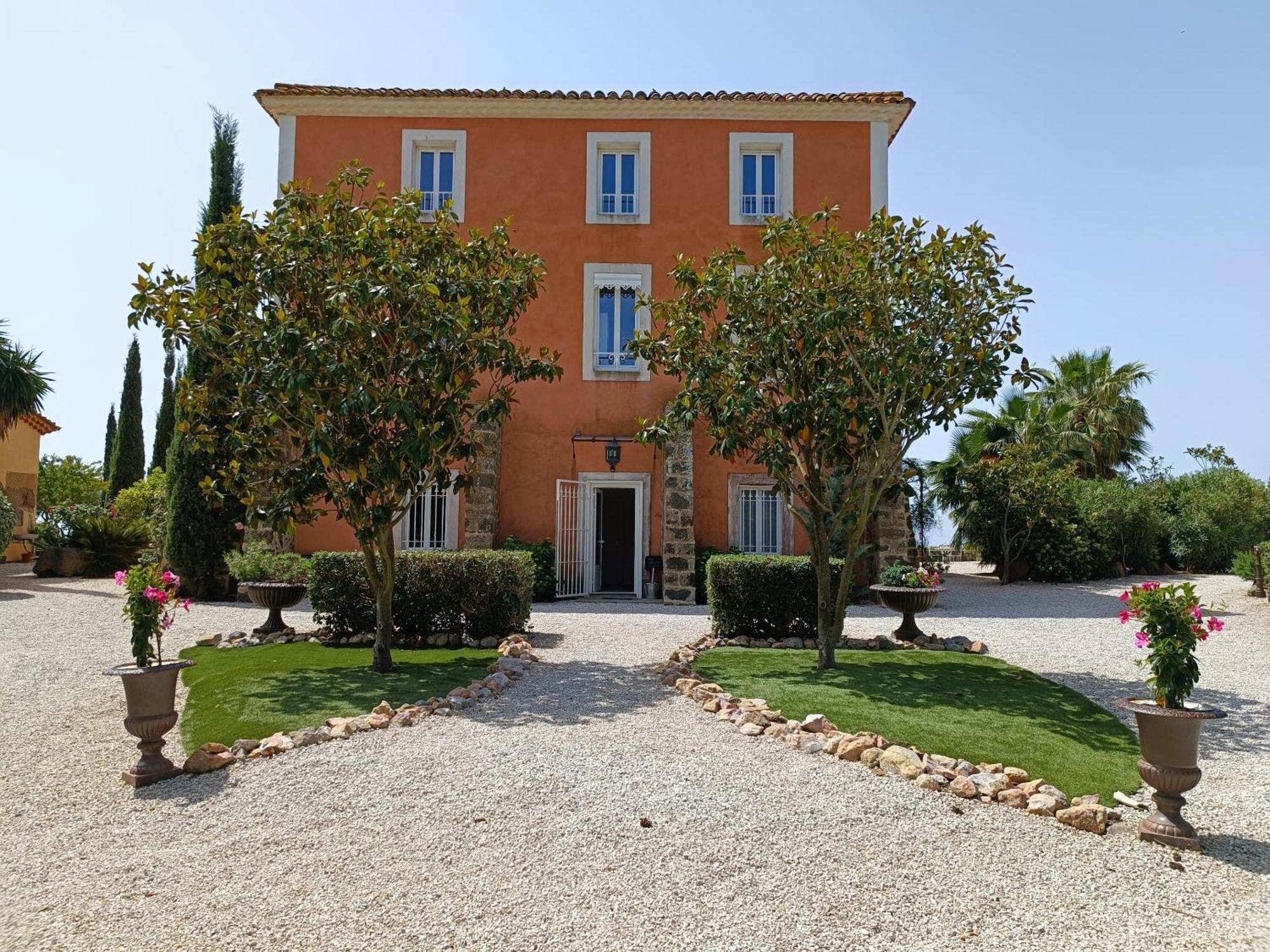 Domaine De Roque Haute Portiragnes Buitenkant foto